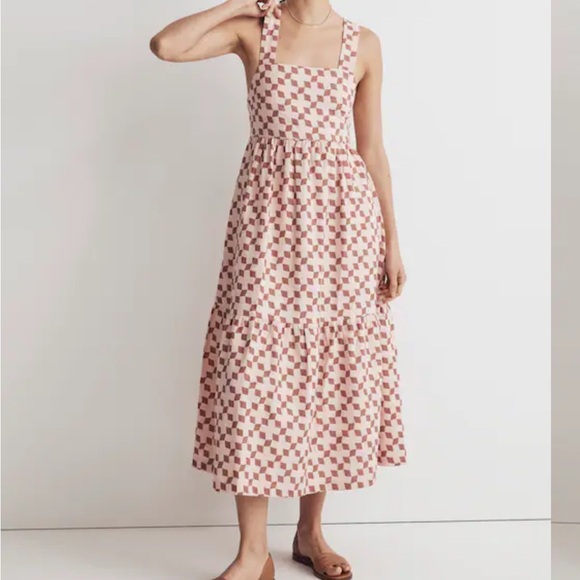 Madewell Dresses & Skirts - Madewell Cicely Tiered Midi Dress in Geo
Checkerboard Pink Oyster Size 10